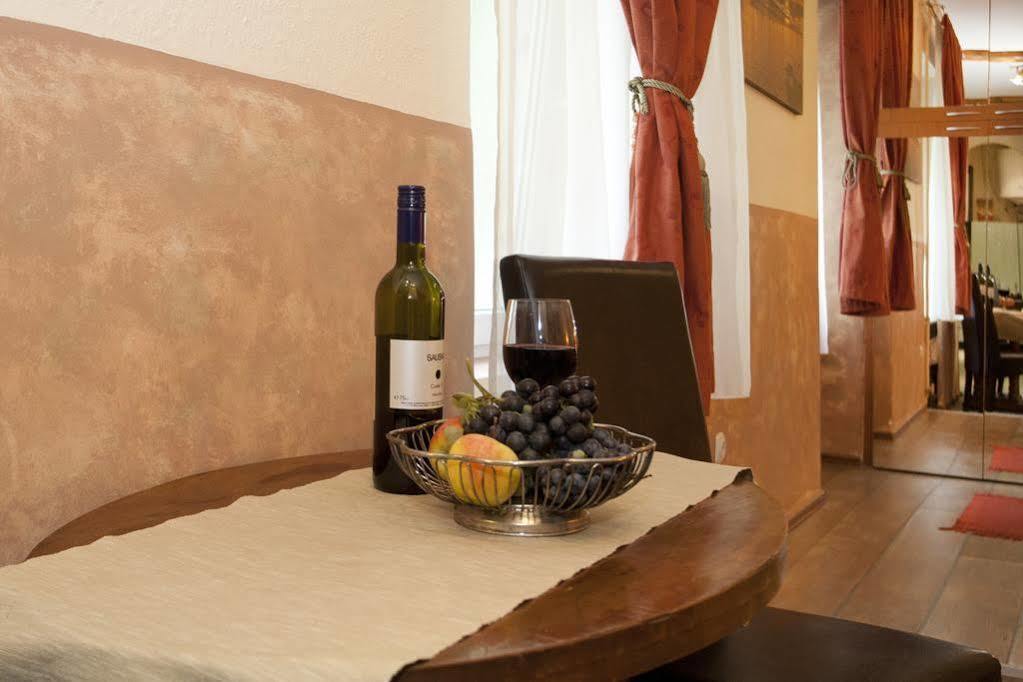 Margit Apartment Budapest Ngoại thất bức ảnh