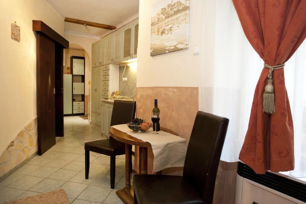 Margit Apartment Budapest Ngoại thất bức ảnh